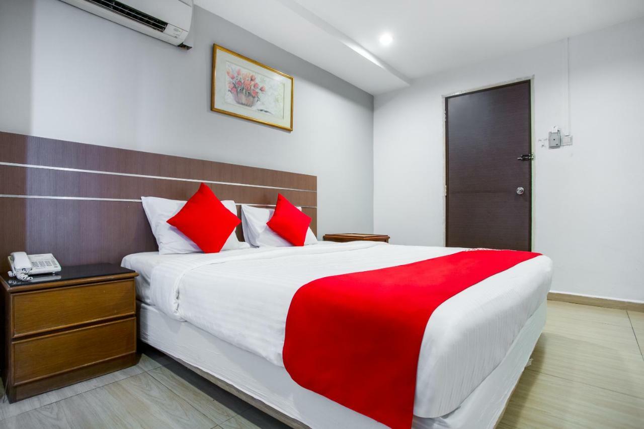 Oyo 106 Beach Hotel Singapura Exterior foto