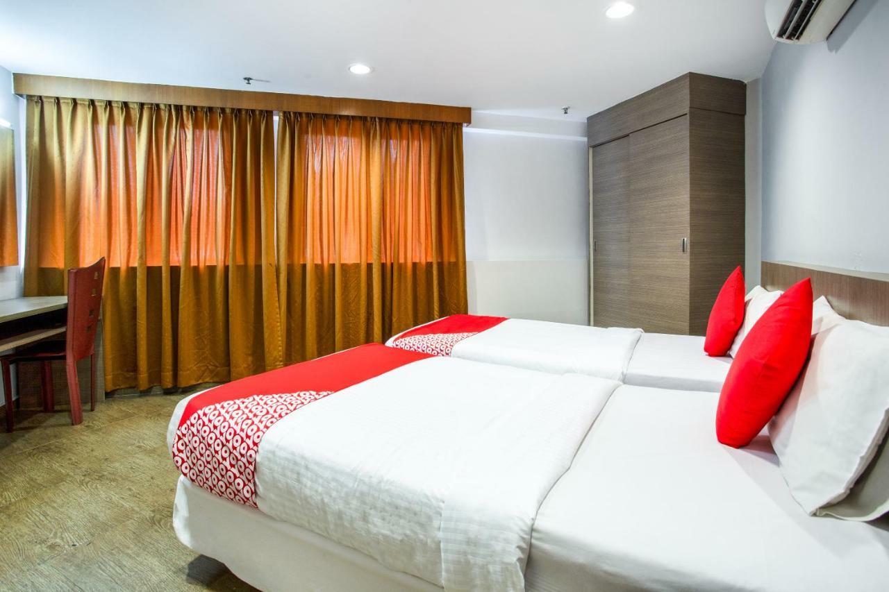 Oyo 106 Beach Hotel Singapura Exterior foto