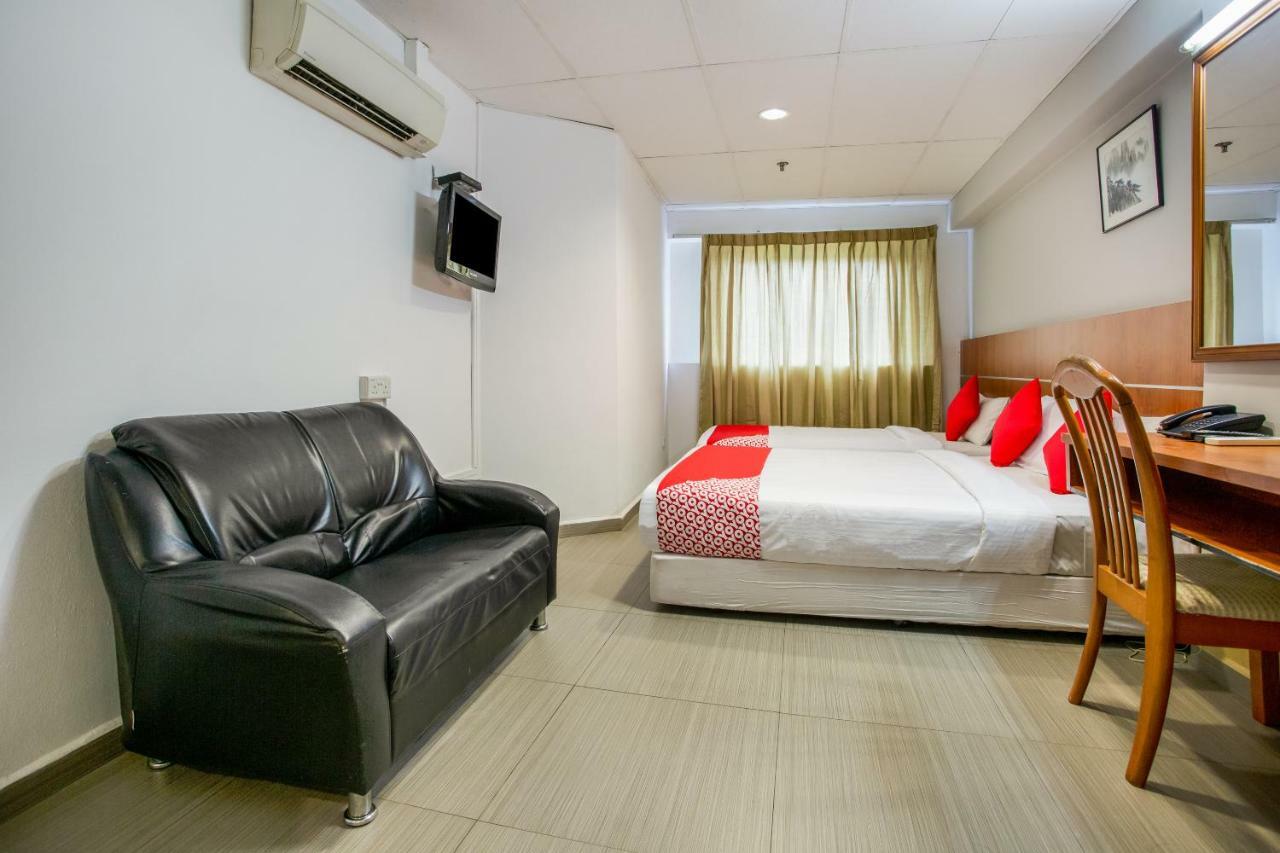 Oyo 106 Beach Hotel Singapura Exterior foto