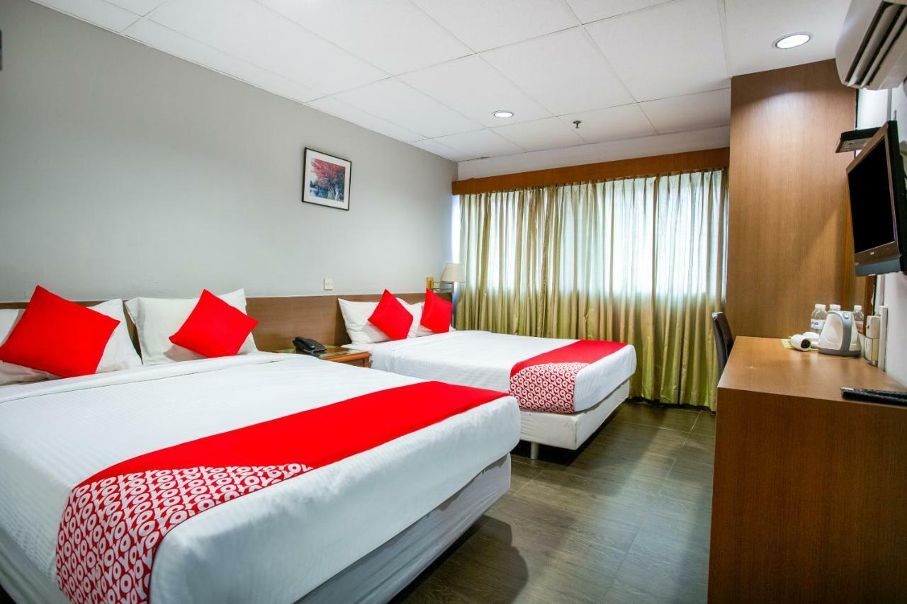Oyo 106 Beach Hotel Singapura Exterior foto